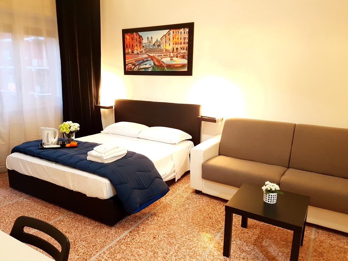 Bed & Breakfast Domusaurea 1974 *